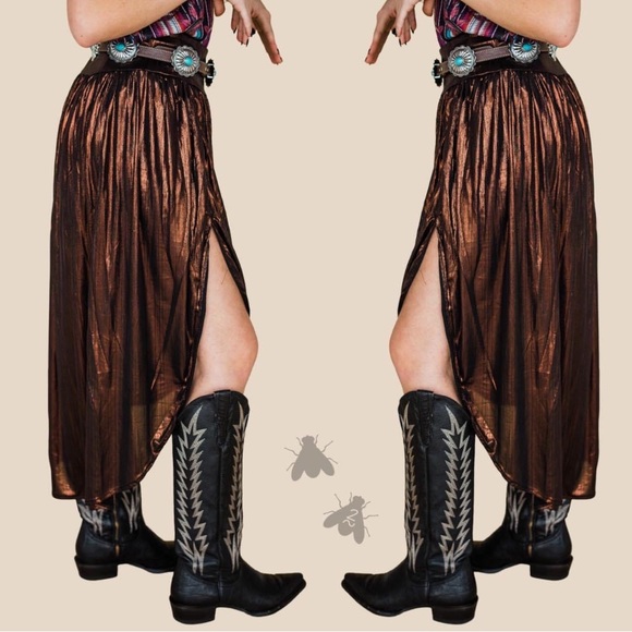 NWT! StUnNiNg Boutique Metallic Copper Slit Skirt! FaBuLoUs! ❤️ - Picture 2 of 8